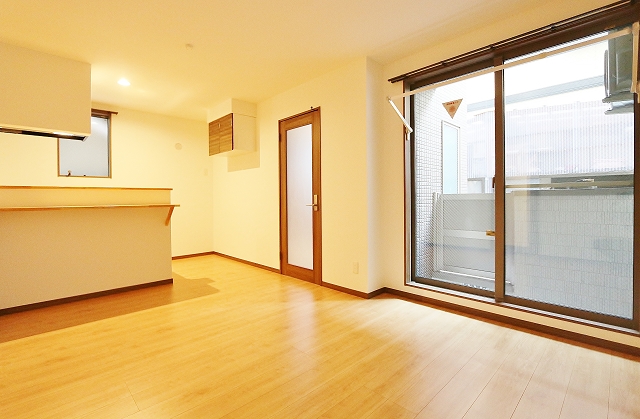 11帖超えの広々リビングです