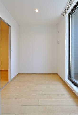 洋室は寝室にぴったりですね
