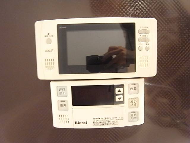テレビを見ながらお風呂に入れちゃいます