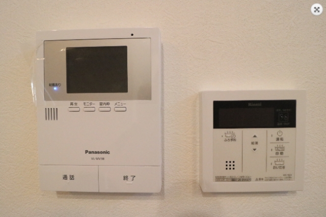 安心のTVモニター付きインターホン