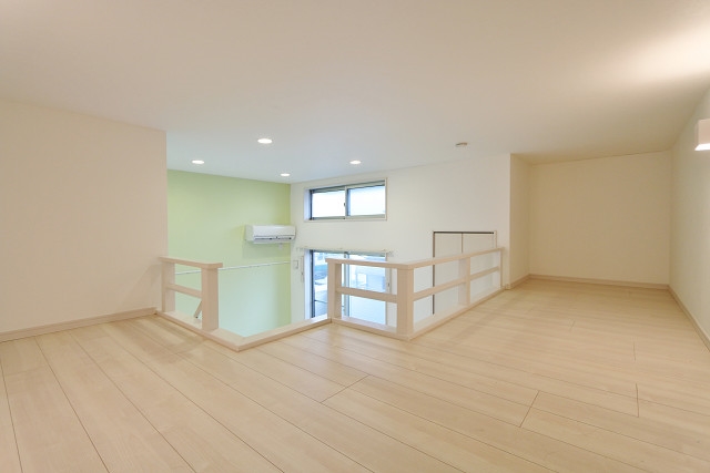 ロフトスペースは寝室や物置としてお使いいただけます