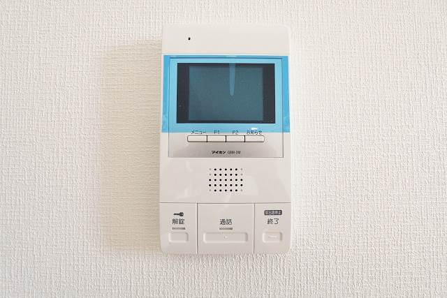 モニタホンで来客者も確認できます