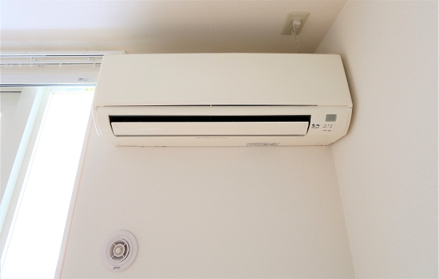 年中快適なエアコン付き