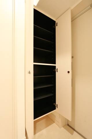 シューズボックスも大容量です