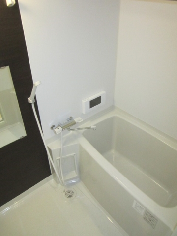 清潔感のある浴室です