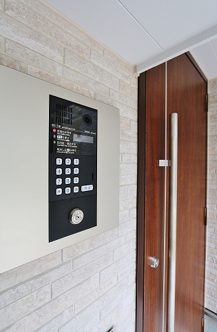 オートロック付きで安心ですね