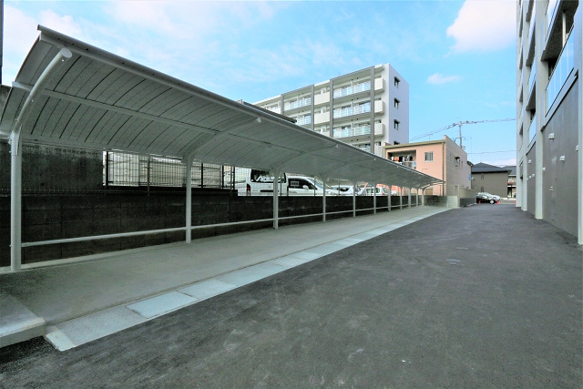 屋根付き駐輪場です
