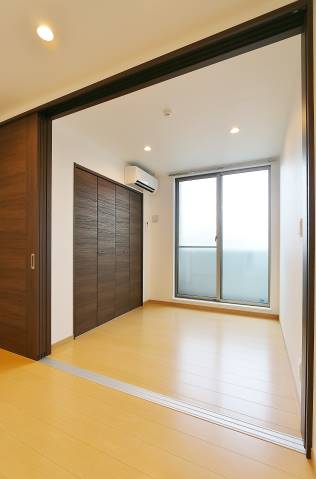 寝室にピッタリな洋室ですね