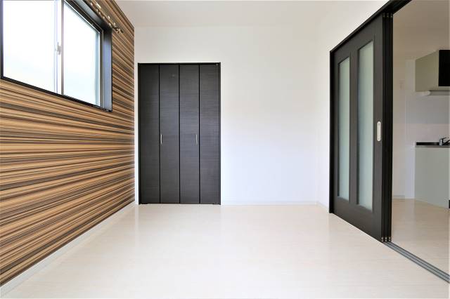 寝室はこちらです