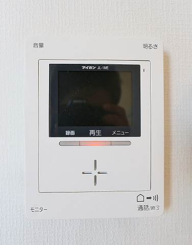 女性の方も安心のモニターフォンです