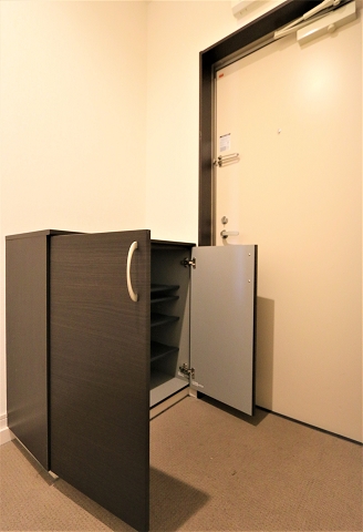 シューズボックスで玄関すっきり