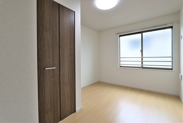 こちらは子供部屋でもよさそうです