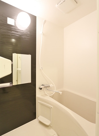 清潔感のある浴室です