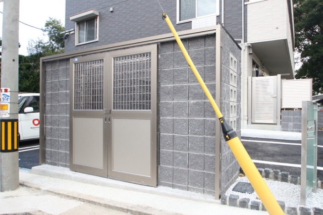 共用のゴミ置き場があります