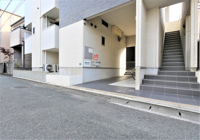 オシャレなエントランスです