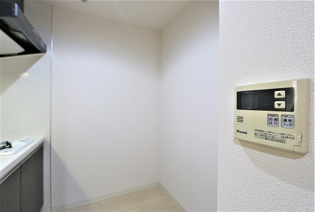 給湯のリモコンです