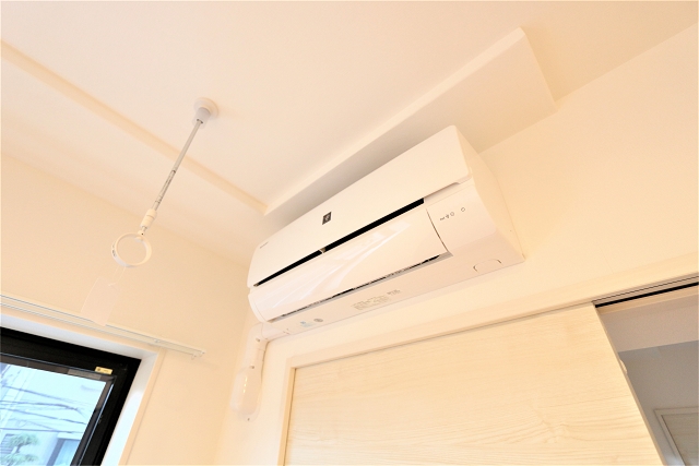 年中快適なエアコン付き