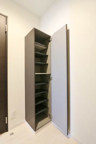 シューズボックスもたっぷり収納できます