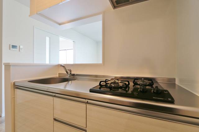 料理のはかどりそうなキッチンです