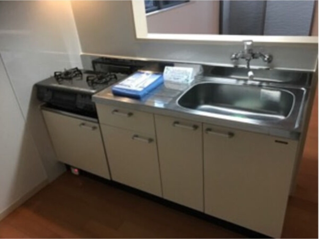 調理スペースも広々で料理もはかどりますね