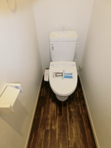 嬉しい温水洗浄便座機能付き