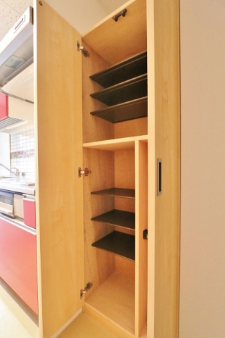 シューズボックスもたっぷり収納できます