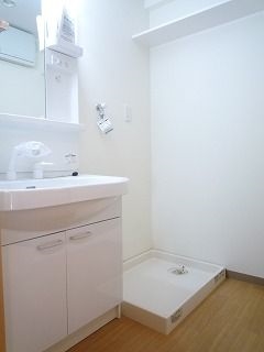 お出かけ前の身支度はこちらでどうぞ