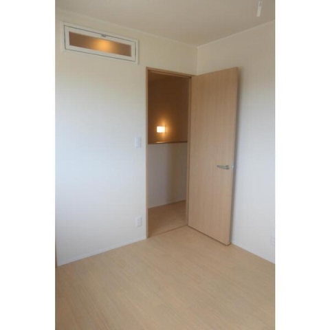 小窓があって可愛いですね