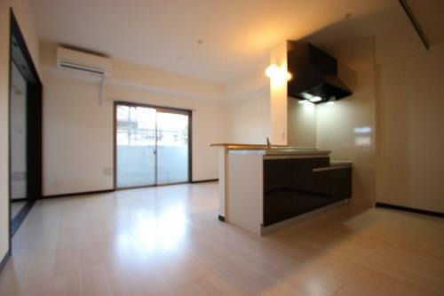 １３帖の広々リビングは家具の配置も困りません