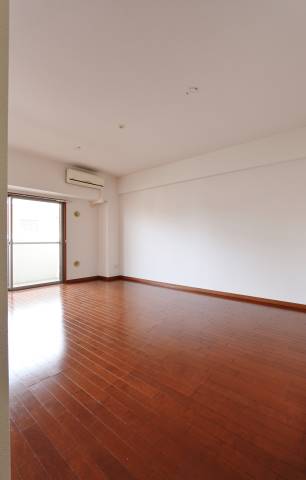 エアコン完備で年中快適です