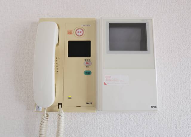 来客の顏を確認できるので安心です