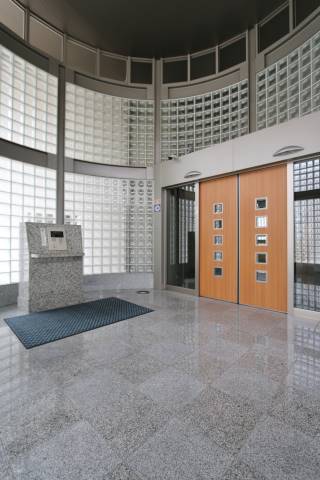 エントランスかっこいいです