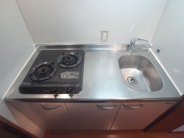 こちらでお料理をお楽しみ下さい