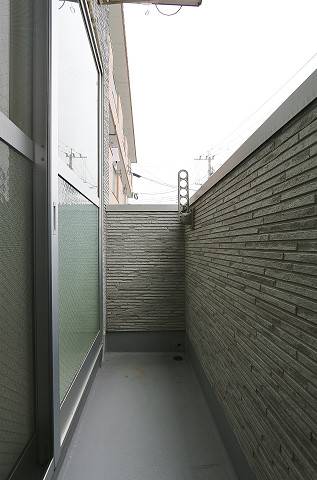 洗濯物はこちらに干せます