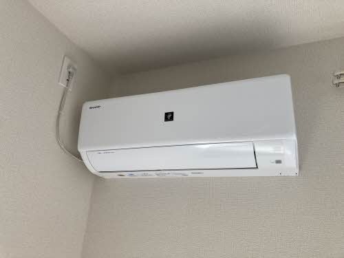 エアコン付きで年中快適です。