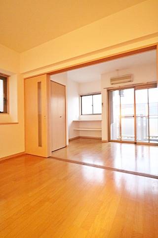 広々リビング。