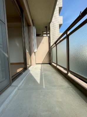 嬉しいバルコニー付き。