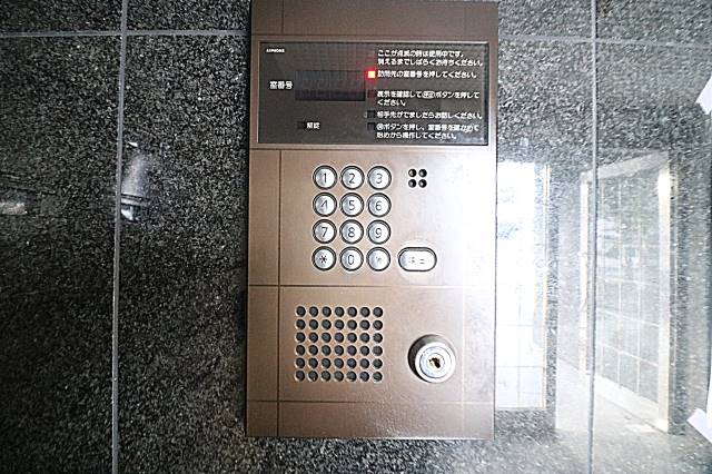オートロック付きで女性の方も安心です