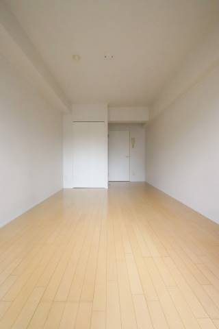 こちらは寝室にいかがでしょうか