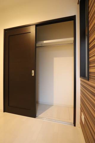 お荷物はこちらへ