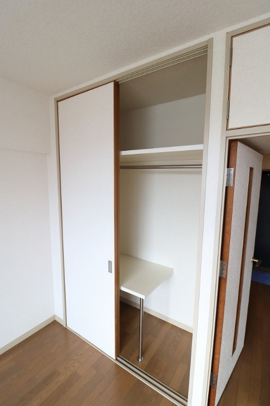 お荷物はこちらへ