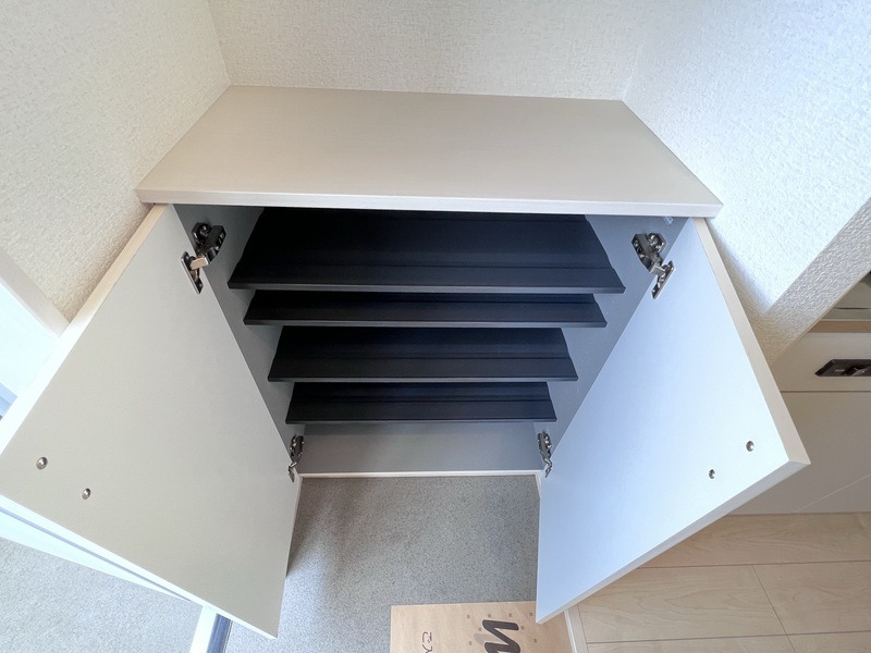 玄関収納もばっちりです。