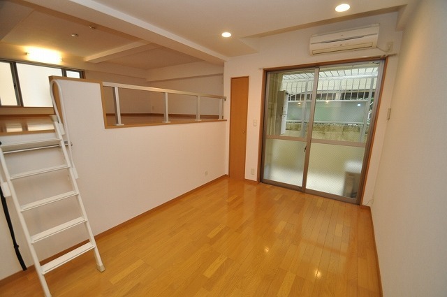 家具の配置がしやすいお部屋です。