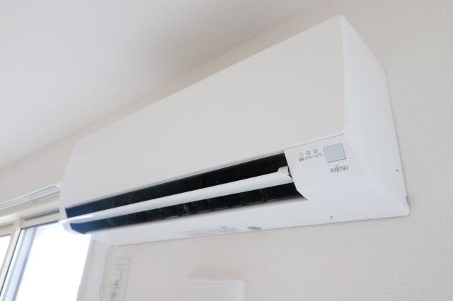 エアコン付きで1年中快適です