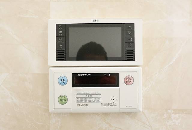 浴室TVあります。