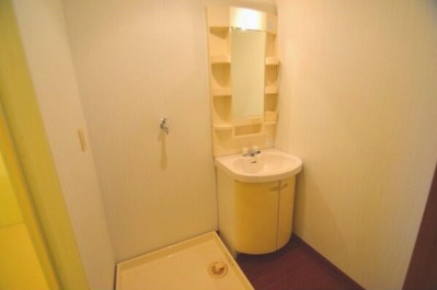 お出かけ前の身支度はこちらにて