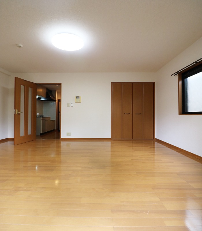 家具の配置はしやすいお部屋です