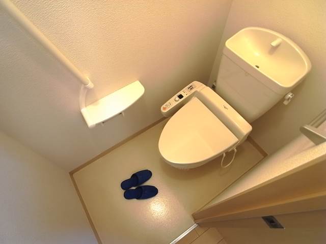 ウォシュレット完備です。