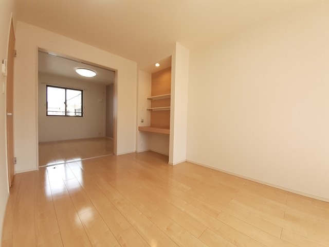 家具の配置がしやすいお部屋です。