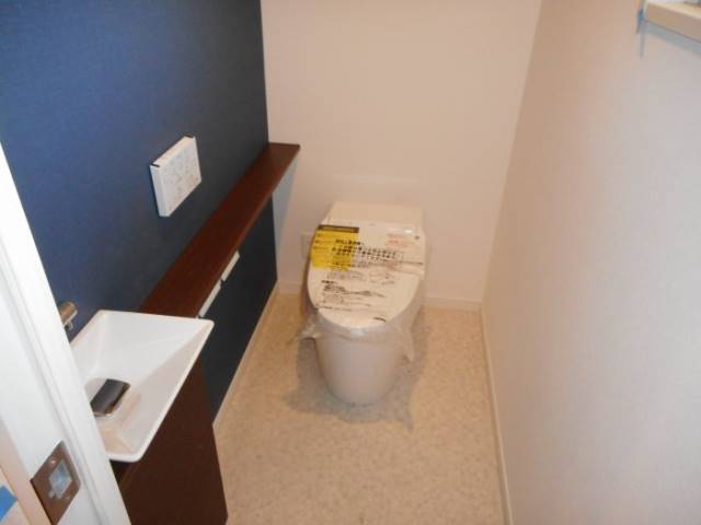 ウォシュレット完備